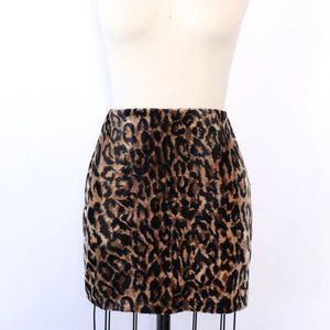 Fabulous Faux Fur Leopard Mini Skirt!!